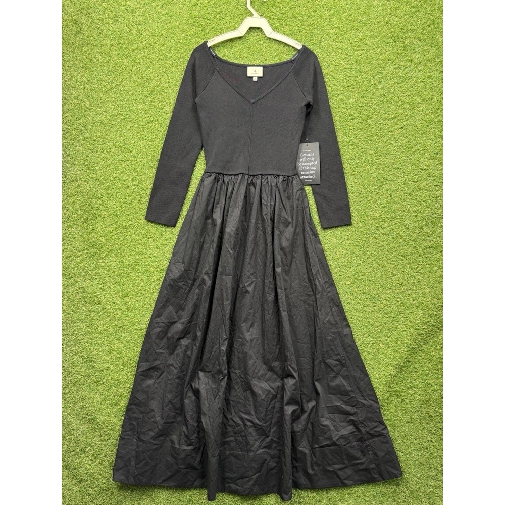 Tuckernuck Maxi Dress Womens Medium Black Long Sleeve Formal Classic Flare Gown